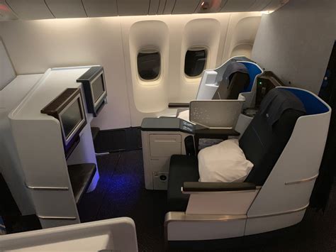 klm b777 business class